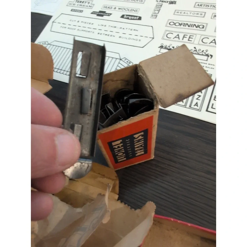 Lot Of Lionel Parts Bridge Supports Tie Channels Mating Pins Blueprints More